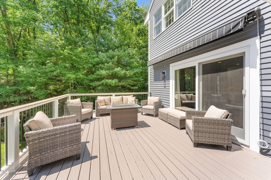 18 Crystal Hill Ter, Westwood, MA, 18 Crystal Hill Ter, Westwood, MA Photo #6