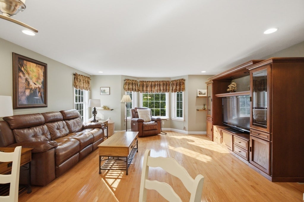 11 Tip Cart Rd, Sutton, MA, 11 Tip Cart Rd, Sutton, MA Photo #11