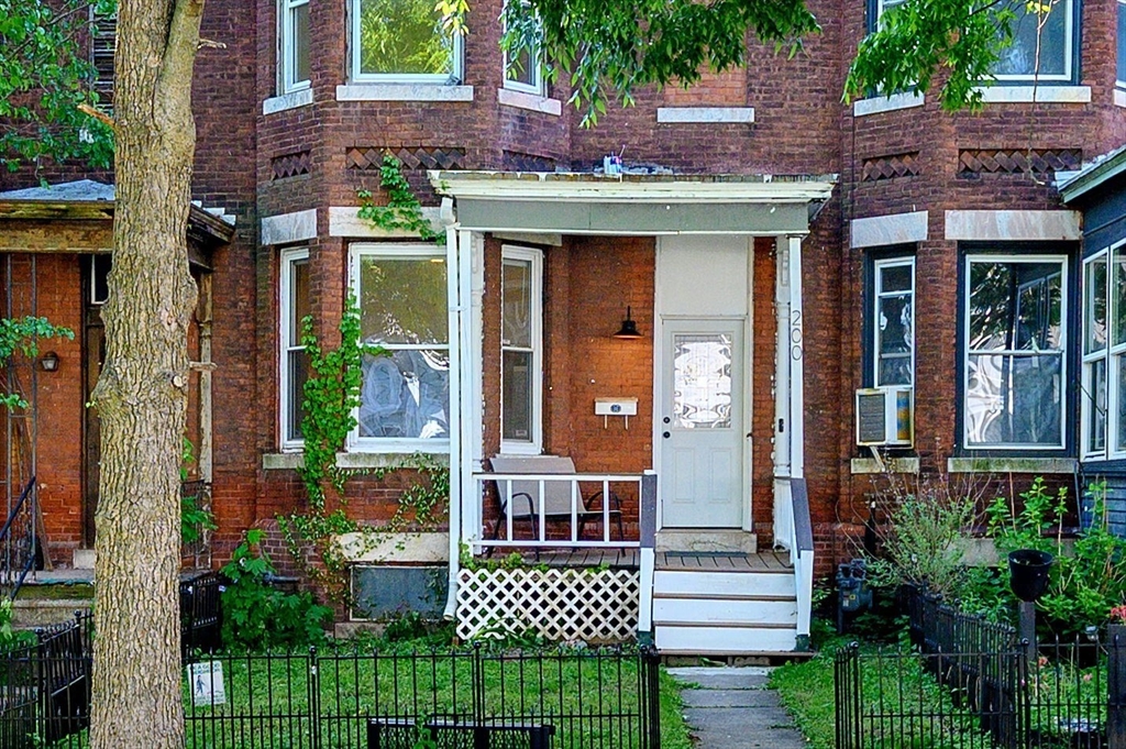 200 Walnut St 200