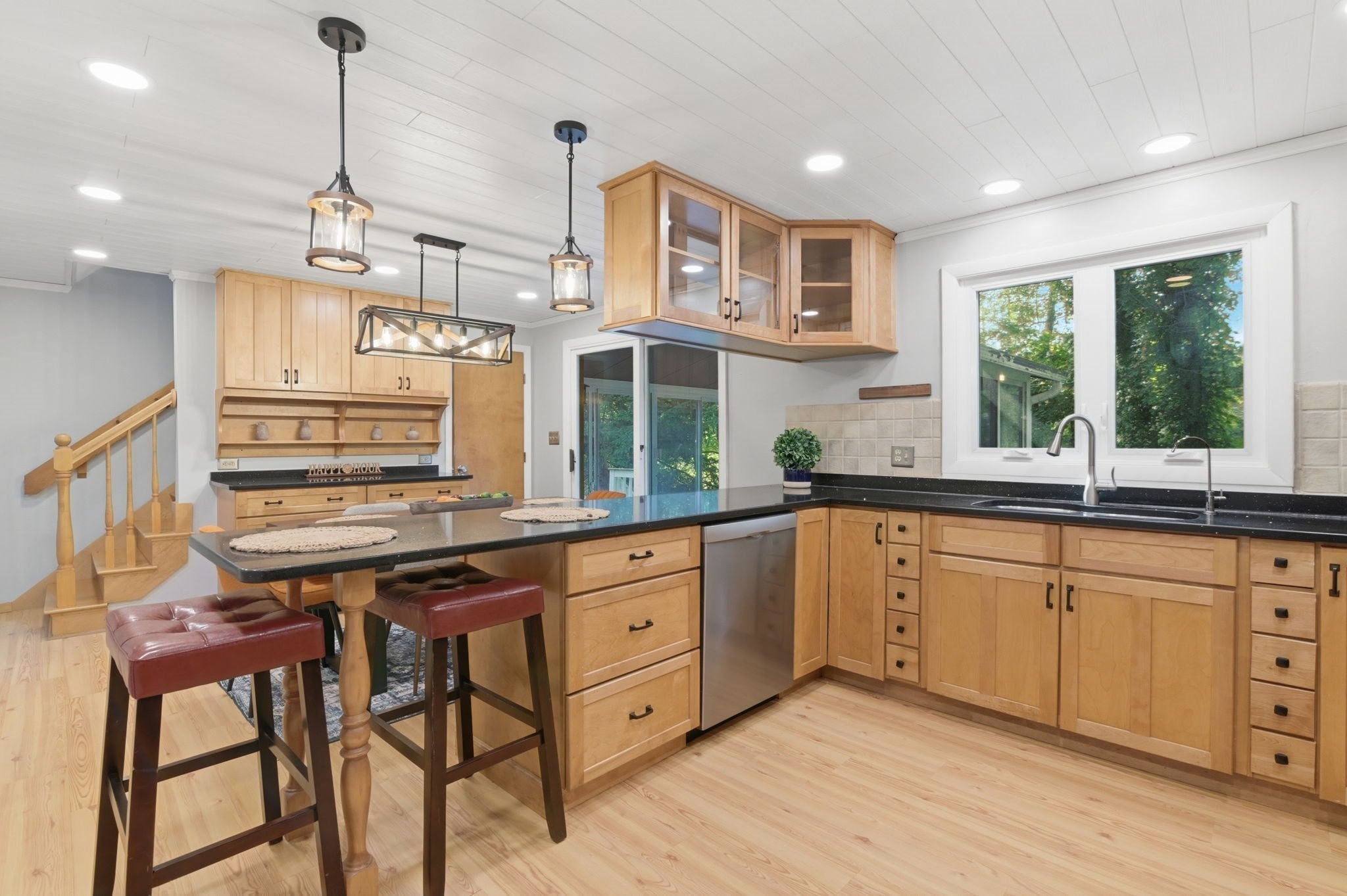 7 Oxyoke Dr, Methuen, MA Photo #10