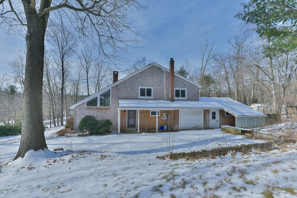 179 Upper North Row