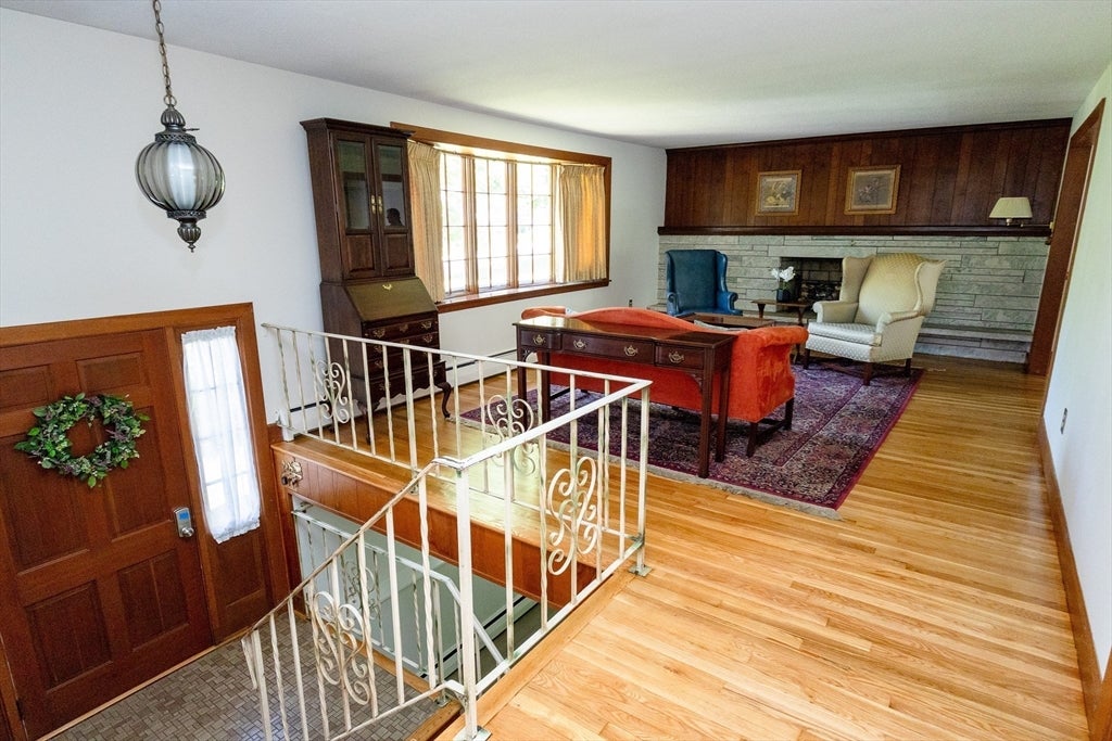 58 Lyons Dr, Westwood, MA, 58 Lyons Dr, Westwood, MA Photo #4