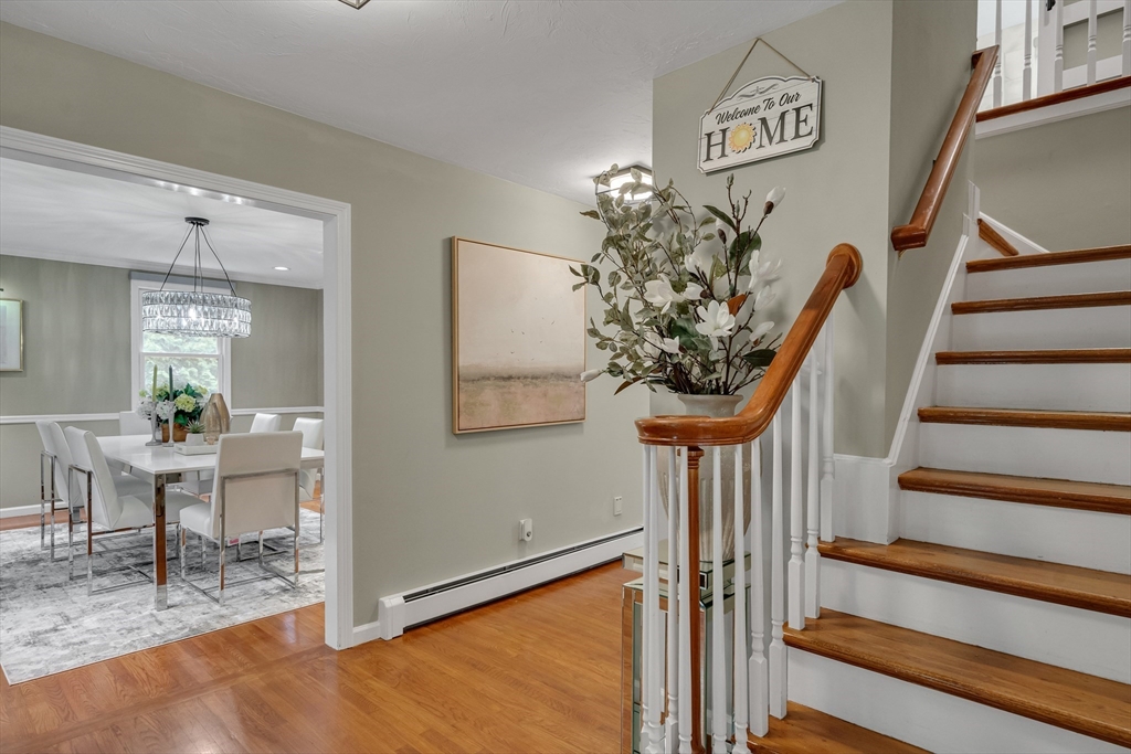 112 Woodside Ave