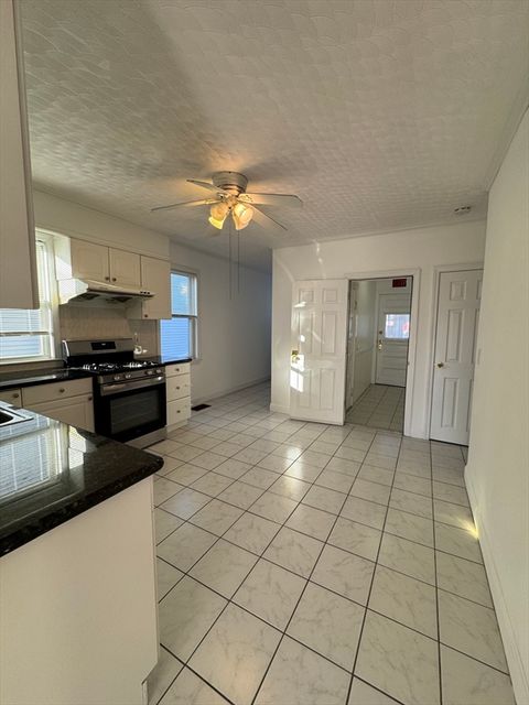 190 Sylvan St. 190 Malden MA 02148