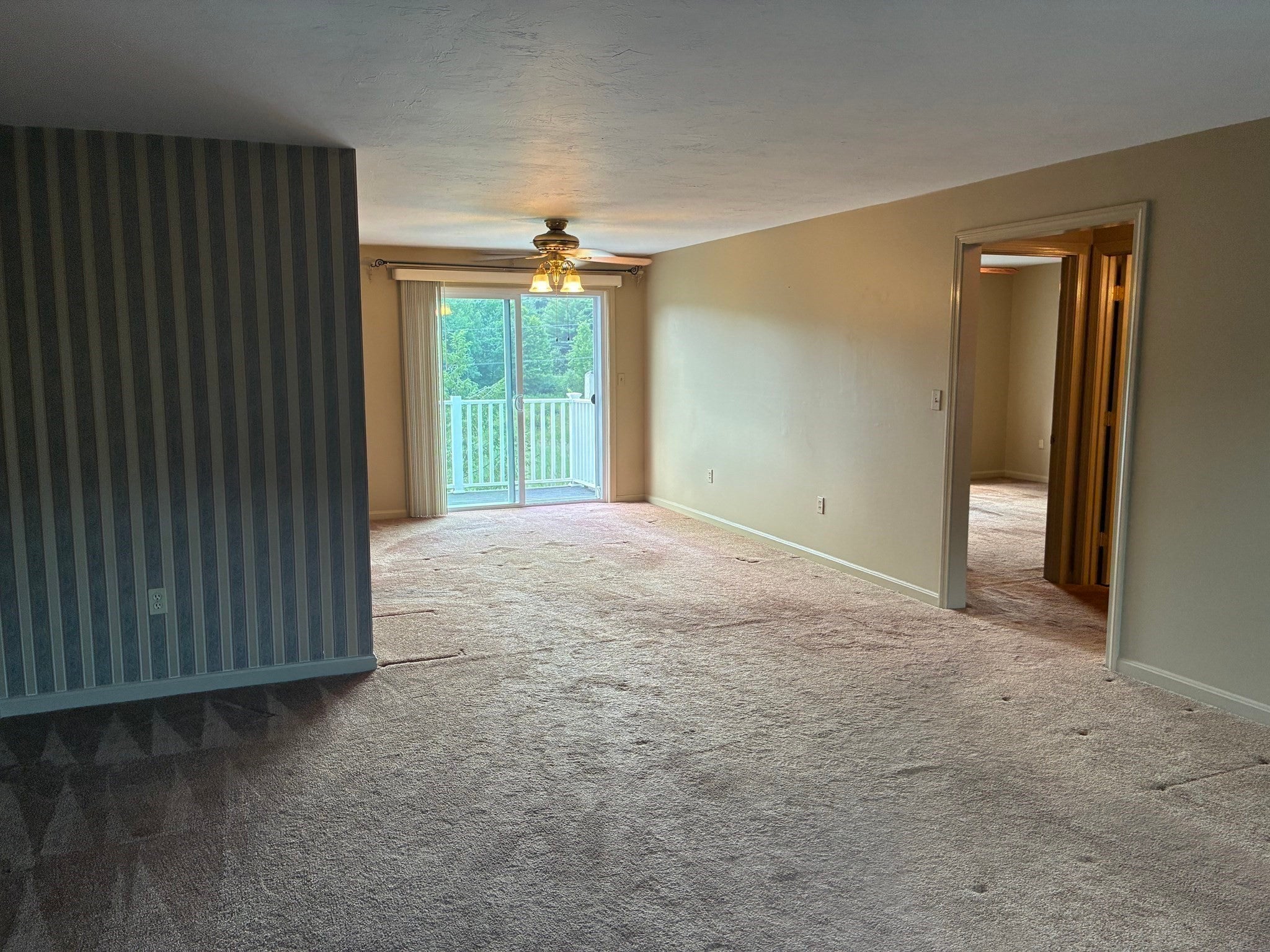 2 Crestview #51, Spencer, MA, 2 Crestview #51, Spencer, MA Photo #7