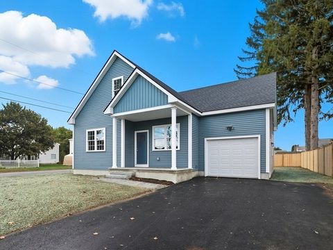 20 Willow St Clinton MA 01510