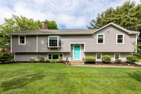 Single Family Residence in Plymouth MA 21 Worrall Rd.jpg