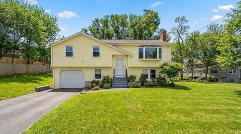 Photo of 4 Gangi Ter, Woburn, MA 01801 (MLS # 73485073)