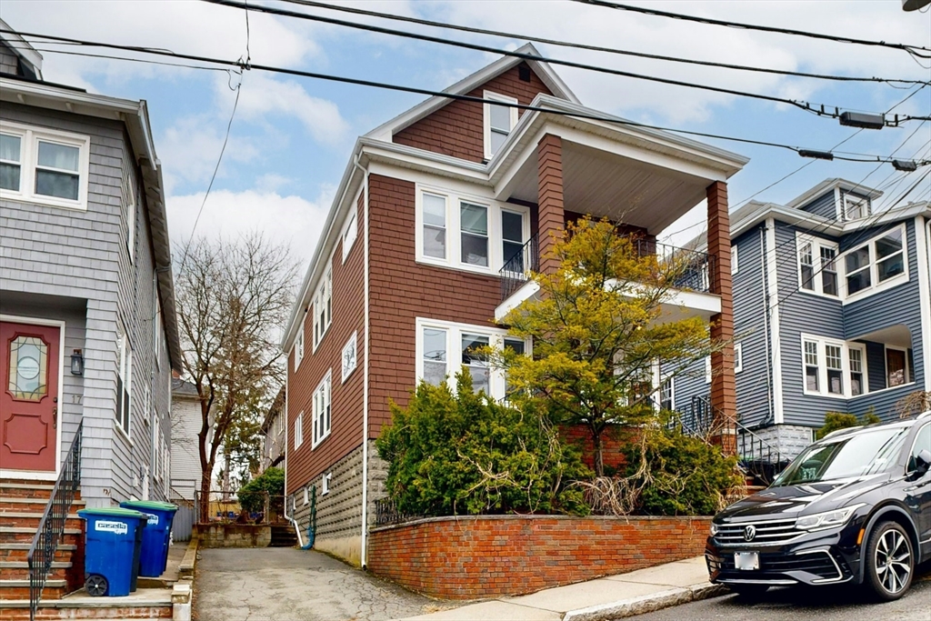 11 Sterling St, Somerville, MA Photo #1