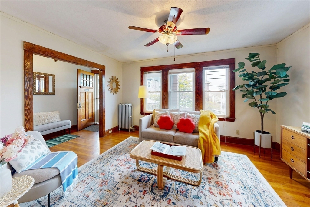11 Sterling St, Somerville, MA Photo #5
