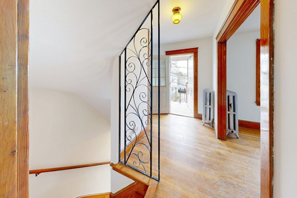 11 Sterling St, Somerville, MA Photo #19
