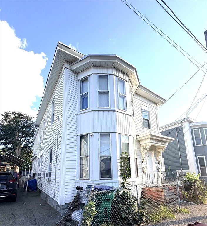 61 Pond St, Lowell, MA, 61 Pond St, Lowell, MA Photo #5