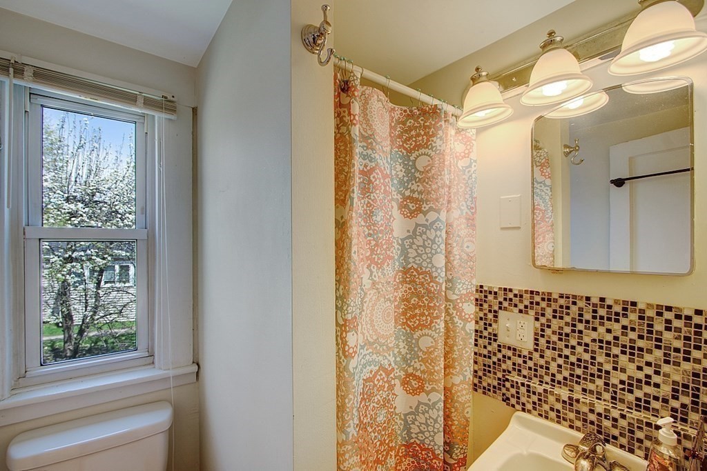 367 Whalom Road 1