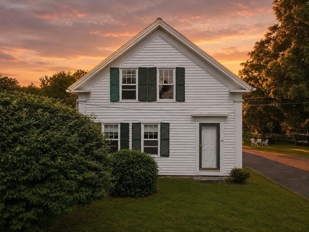 Photo of 40 Boylston Circle, Shrewsbury, MA