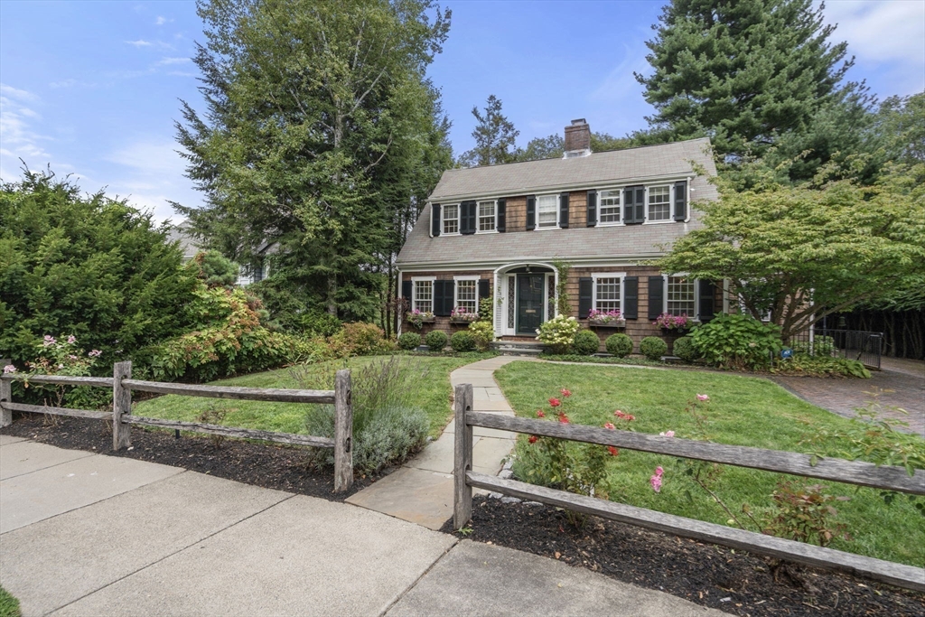 1308 Walnut St