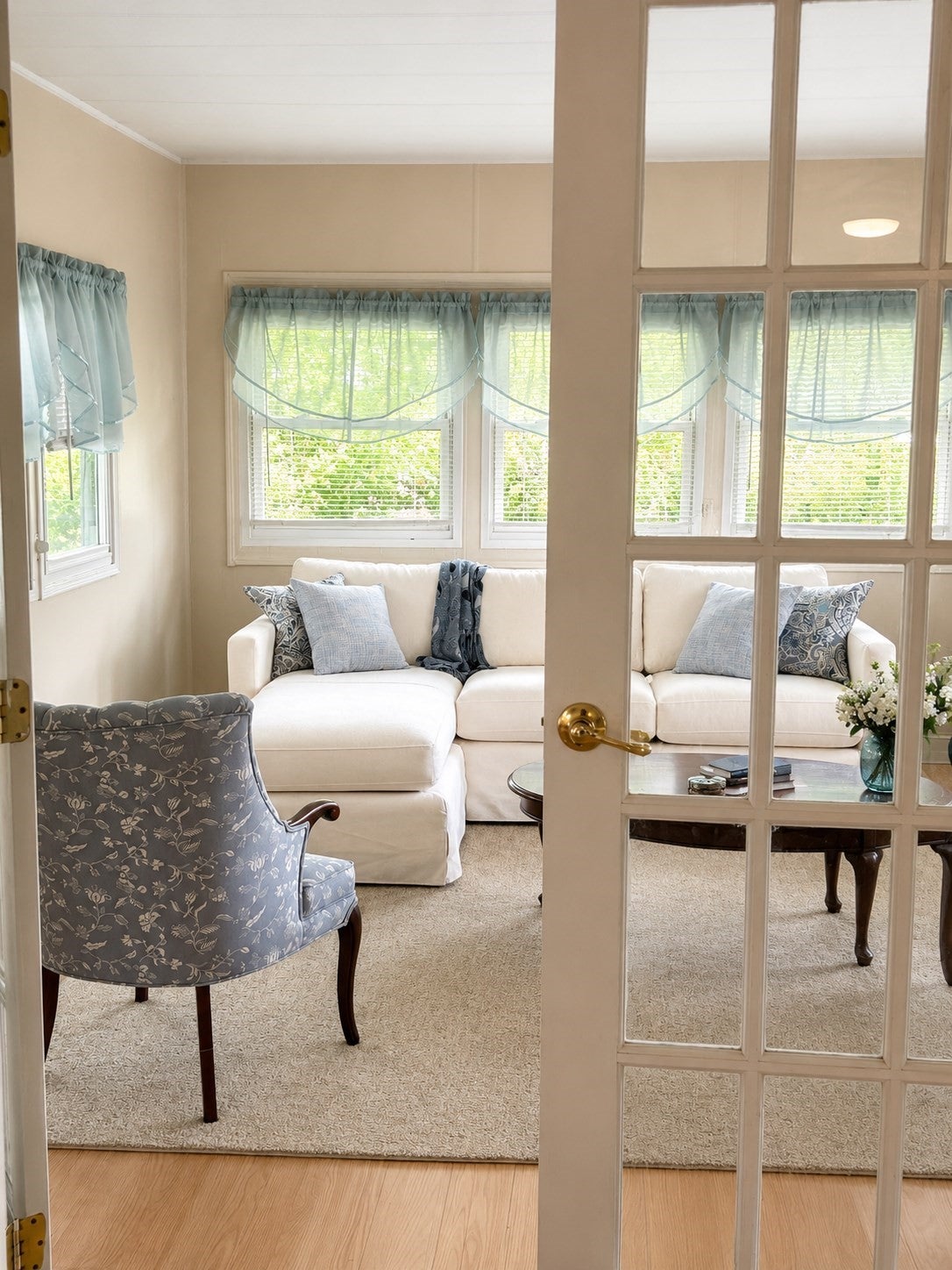 8 Natureway Circle