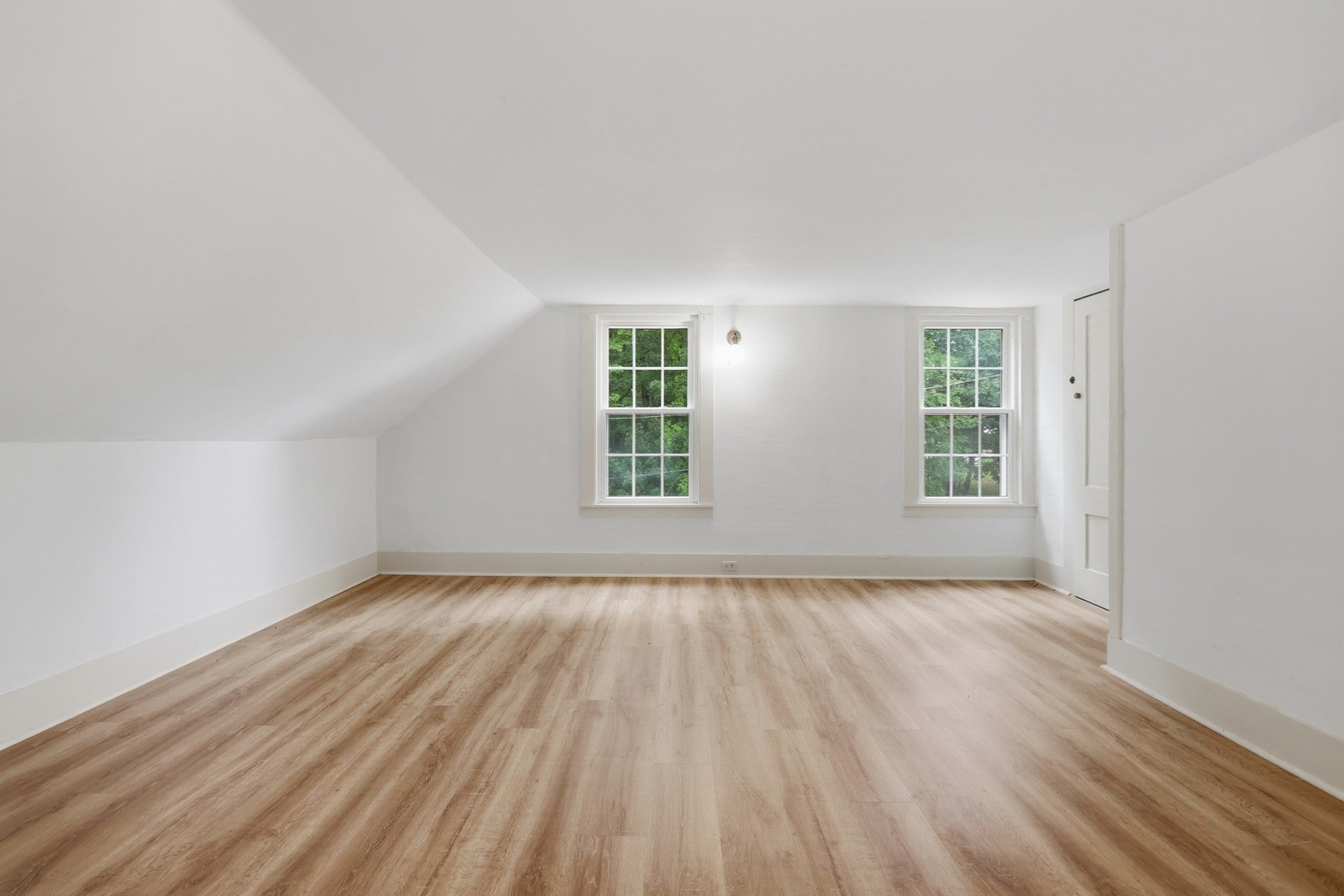 5 Meadowbrook Road, Amesbury, MA, 5 Meadowbrook Road, Amesbury, MA Photo #24