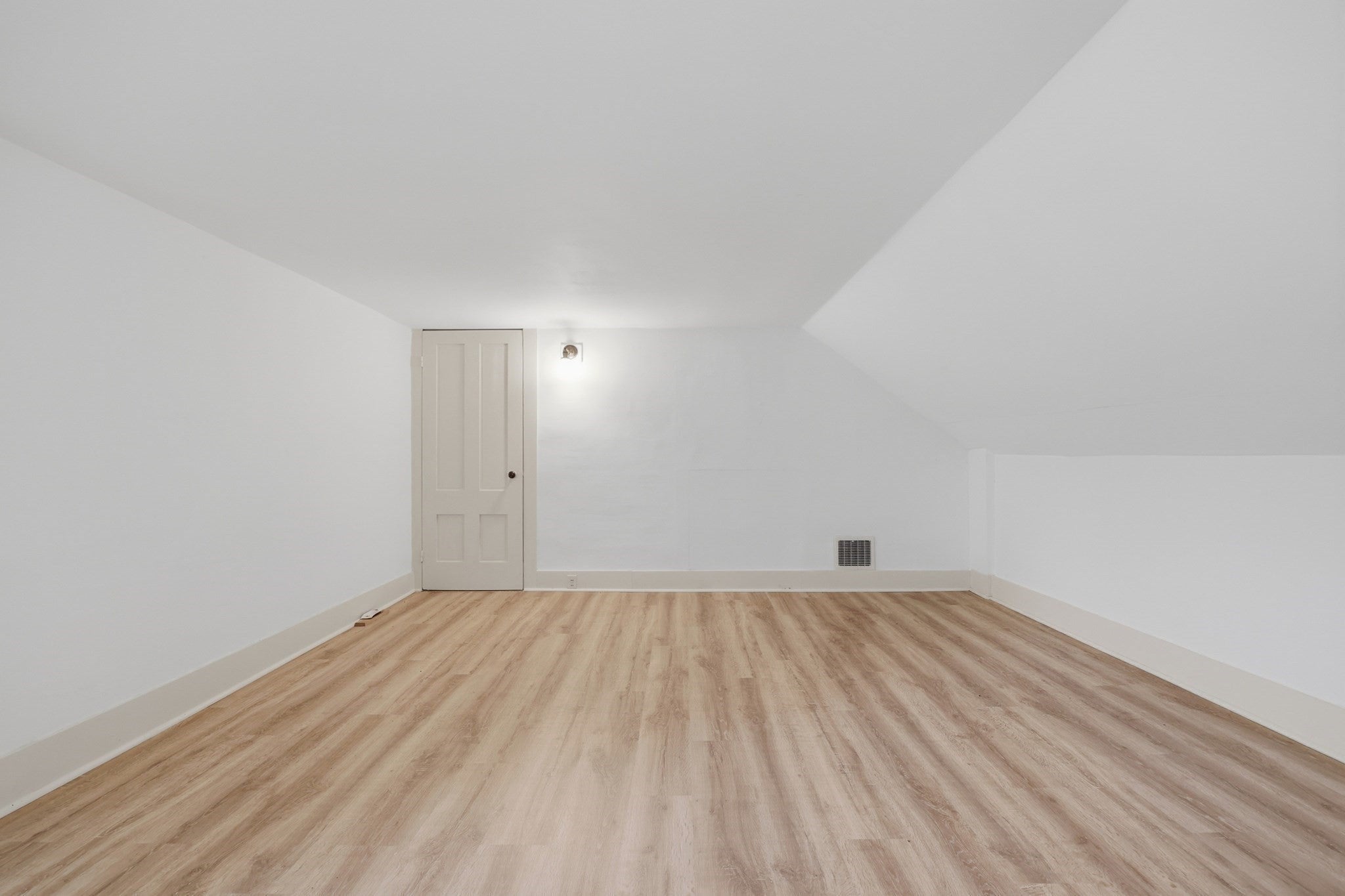 5 Meadowbrook Road, Amesbury, MA, 5 Meadowbrook Road, Amesbury, MA Photo #26