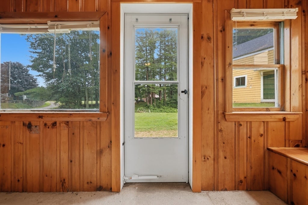 5 Meadowbrook Road, Amesbury, MA, 5 Meadowbrook Road, Amesbury, MA Photo #7