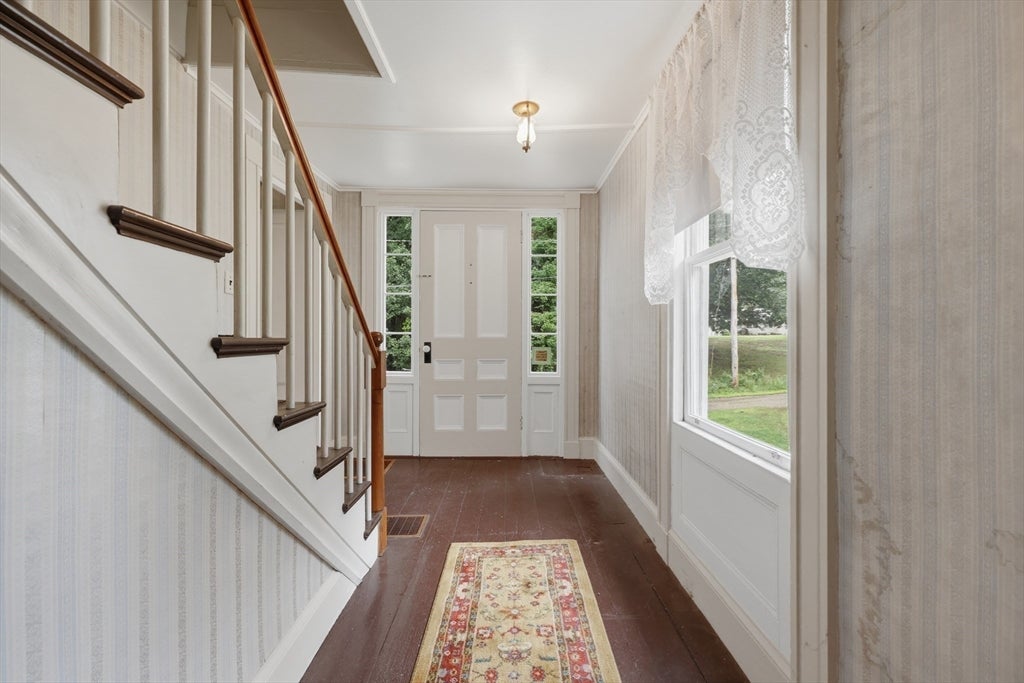 5 Meadowbrook Road, Amesbury, MA, 5 Meadowbrook Road, Amesbury, MA Photo #9