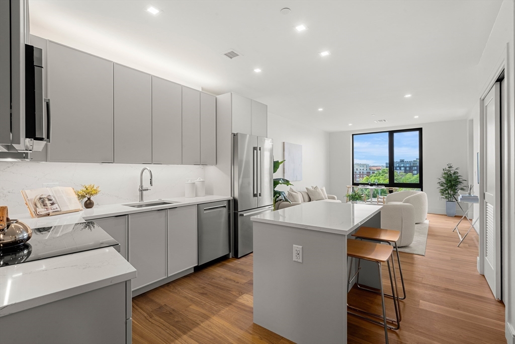 1515 Commonwealth Ave 503