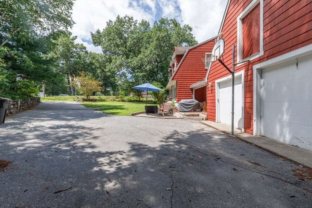 15 Trotting Park Rd, Lowell, MA, 15 Trotting Park Rd, Lowell, MA Photo #5