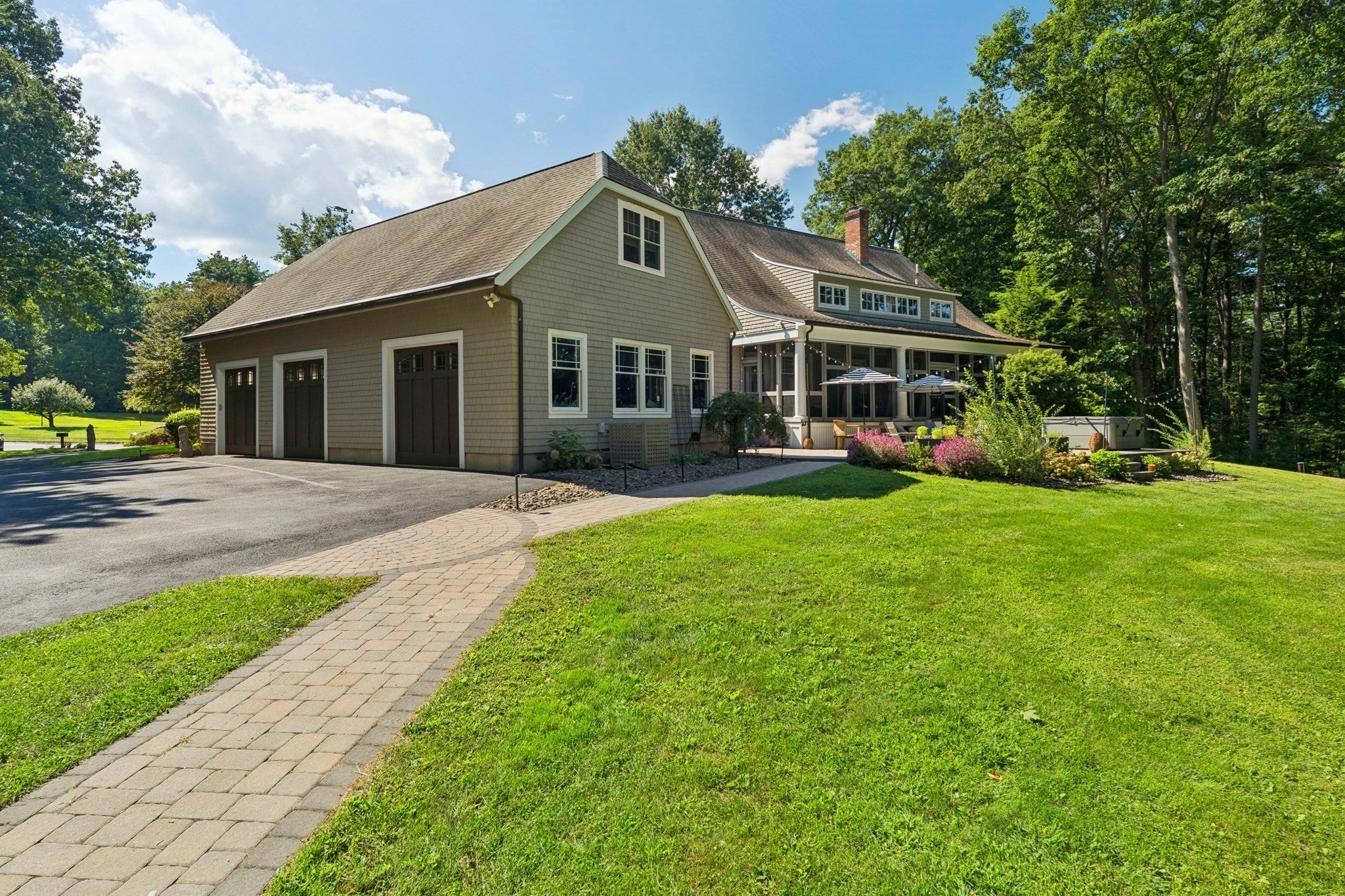 7 Strawberry Hill Ln, Tyngsborough, MA, 7 Strawberry Hill Ln, Tyngsborough, MA Photo #38