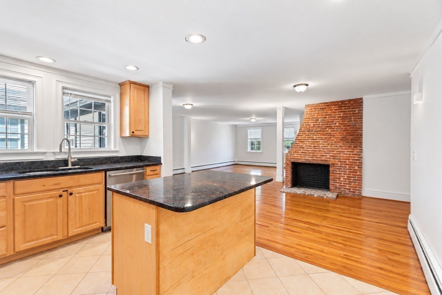 17 Bank St #D, Warwick, RI Photo #16