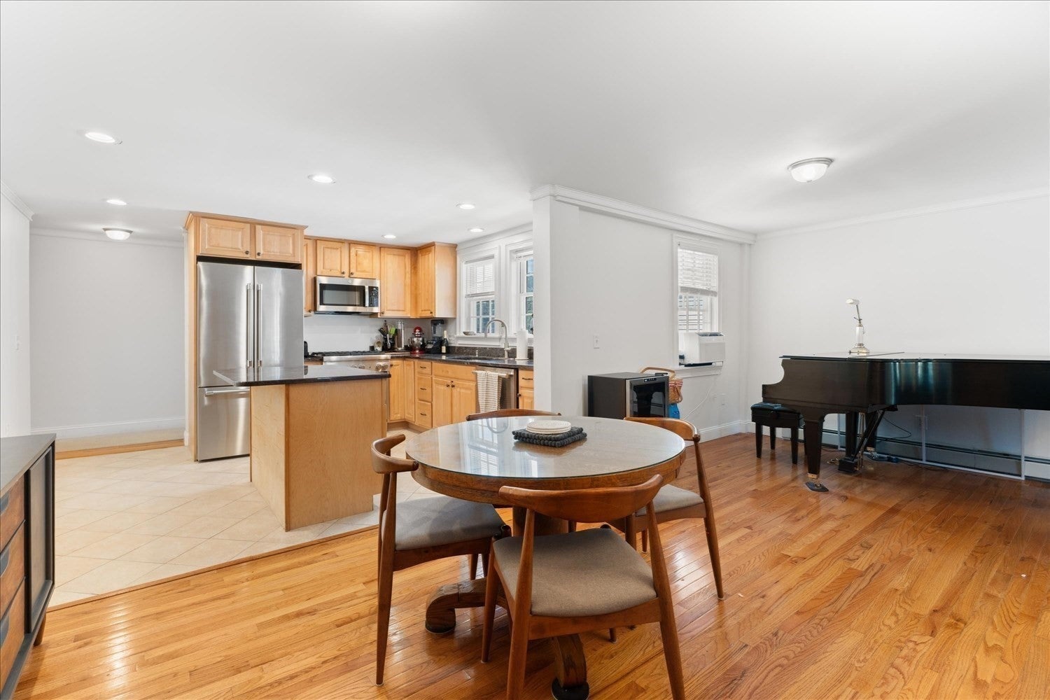 17 Bank St #D, Warwick, RI, 17 Bank St #D, Warwick, RI Photo #12
