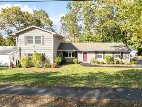 5 Theresa Rd Peabody MA 01960