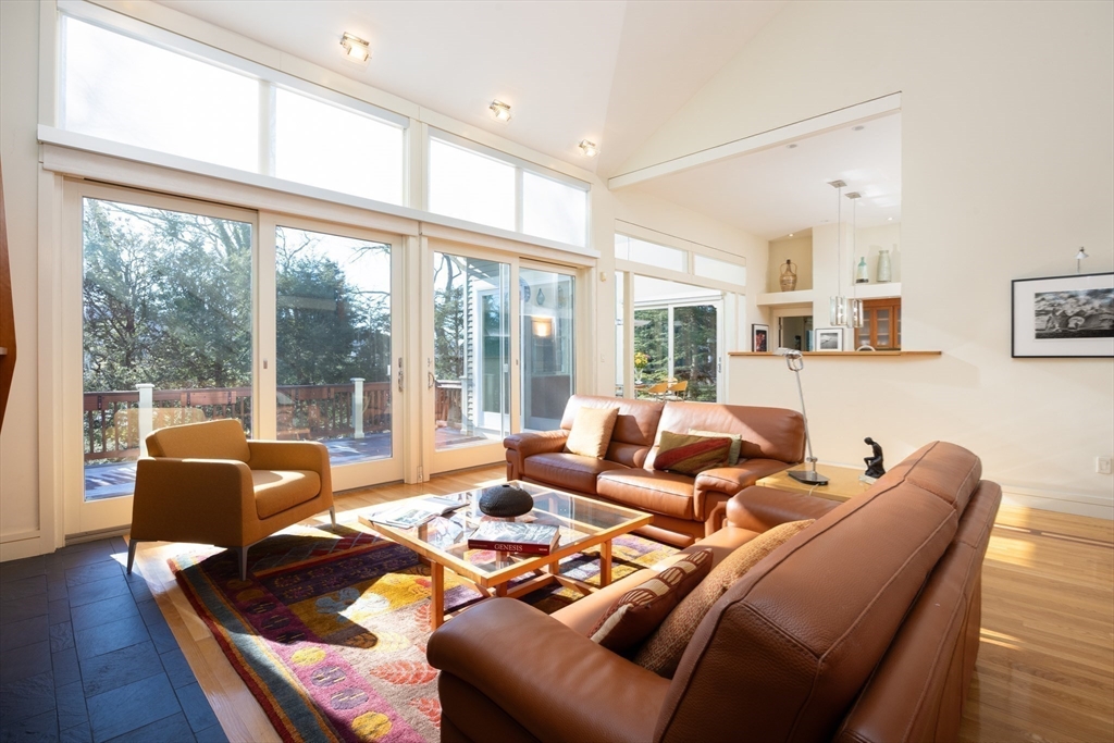 131 Huntington Rd 131
