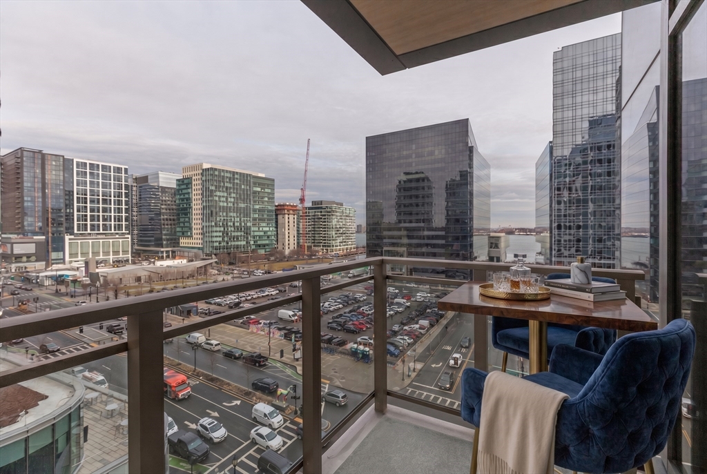133 Seaport Blvd 902