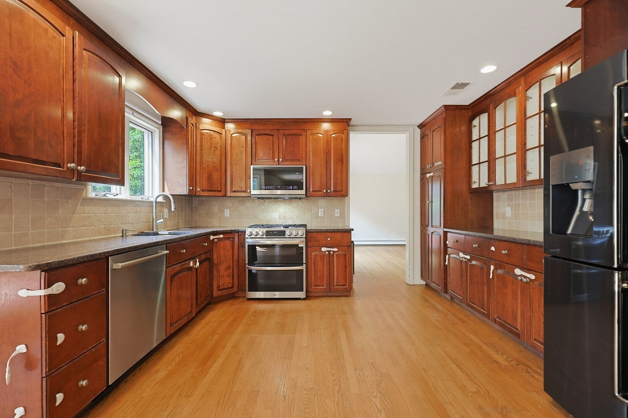 250 Palisades Cir, Stoughton, MA, 250 Palisades Cir, Stoughton, MA Photo #10