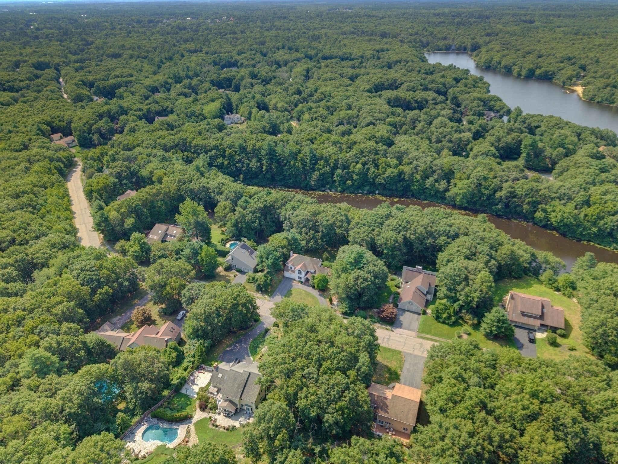 250 Palisades Cir, Stoughton, MA Photo #37