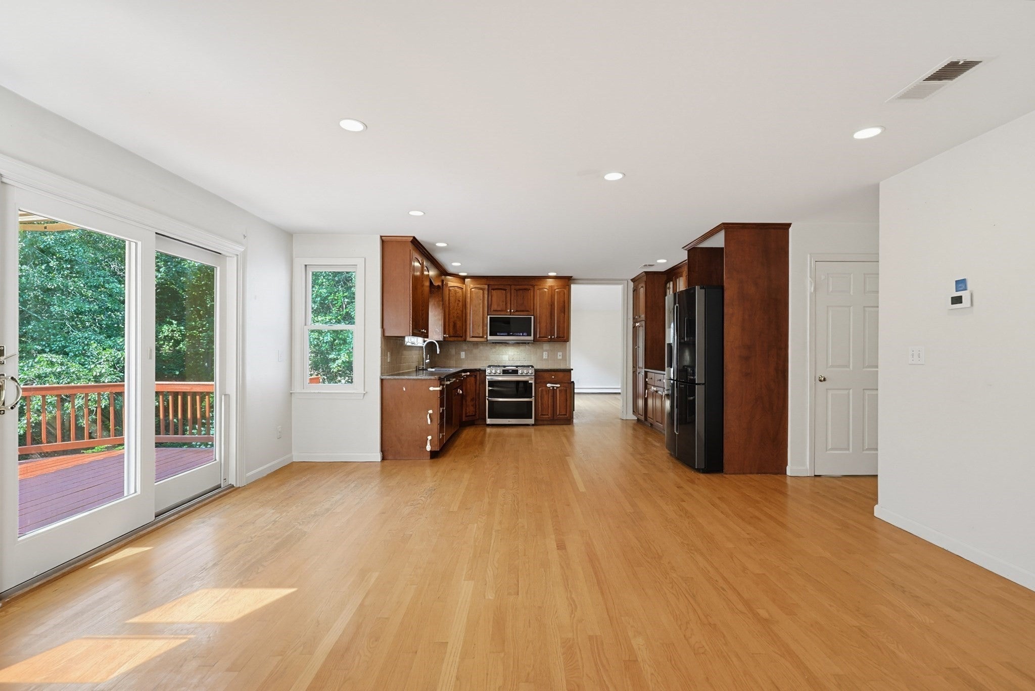 250 Palisades Cir, Stoughton, MA, 250 Palisades Cir, Stoughton, MA Photo #12