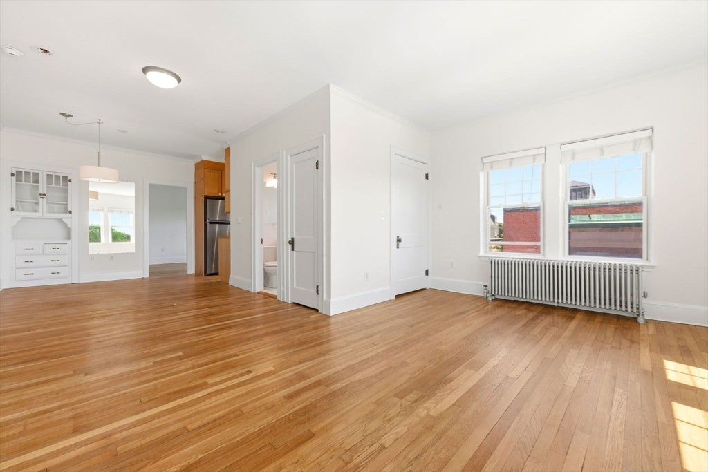 21 Bradlee Rd 54
