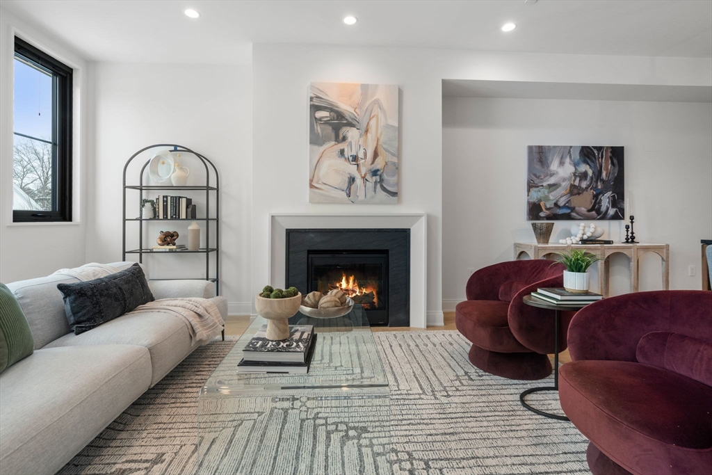 100 Linden Street 103