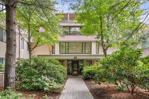 228 Allandale Rd 1A Boston MA 02467