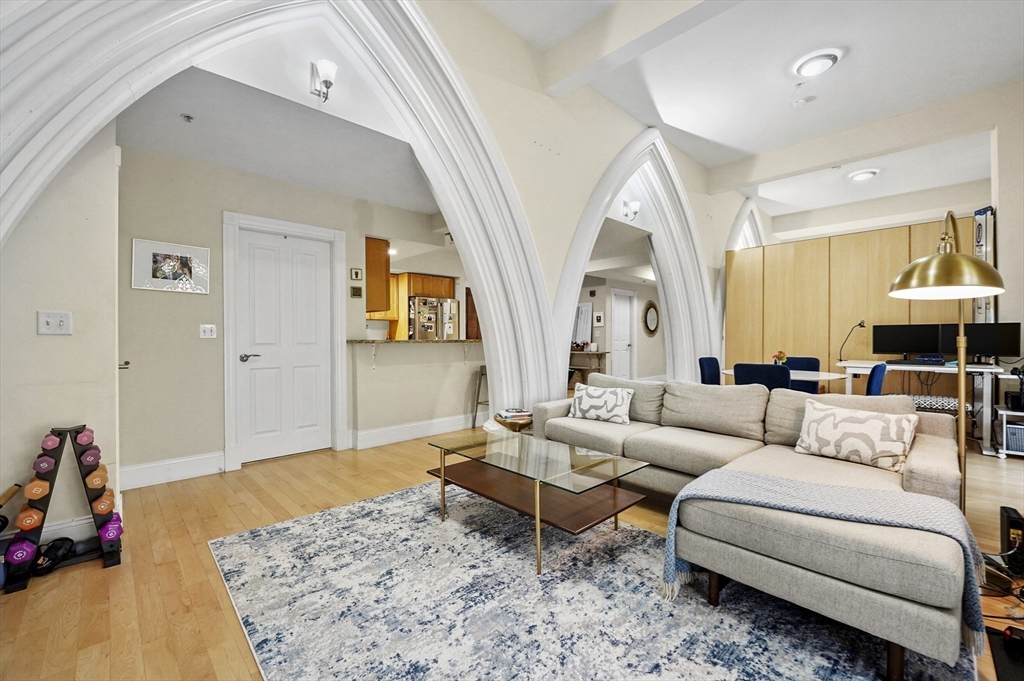 45 West Broadway 302