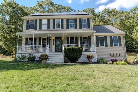 44 Camile Rd Webster MA 01570