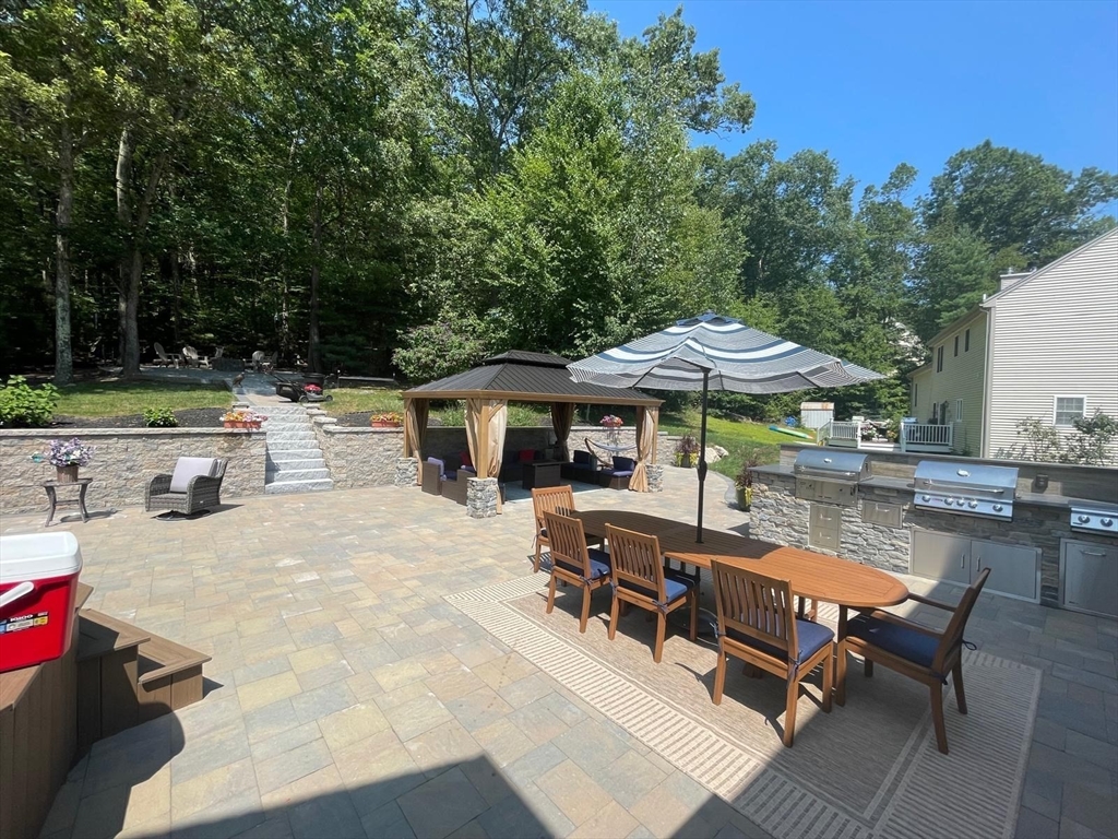 44 Camile Rd