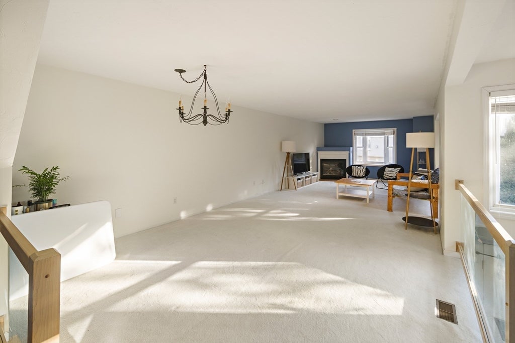 73 Half Crown Cir 73