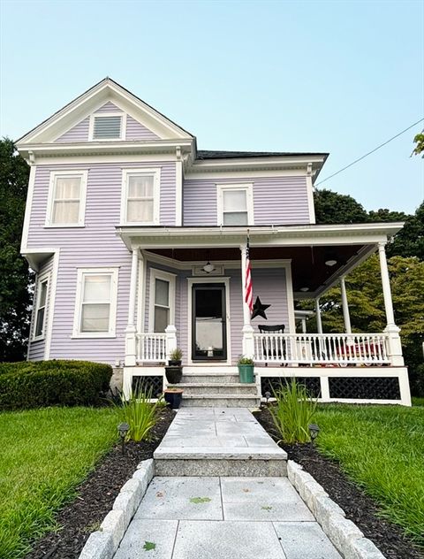 142 Sanders Ave Lowell MA 01851