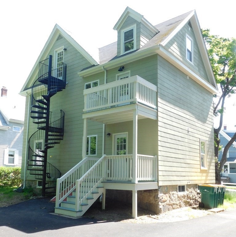 54 Savin Ave #1, Norwood, MA Photo #2