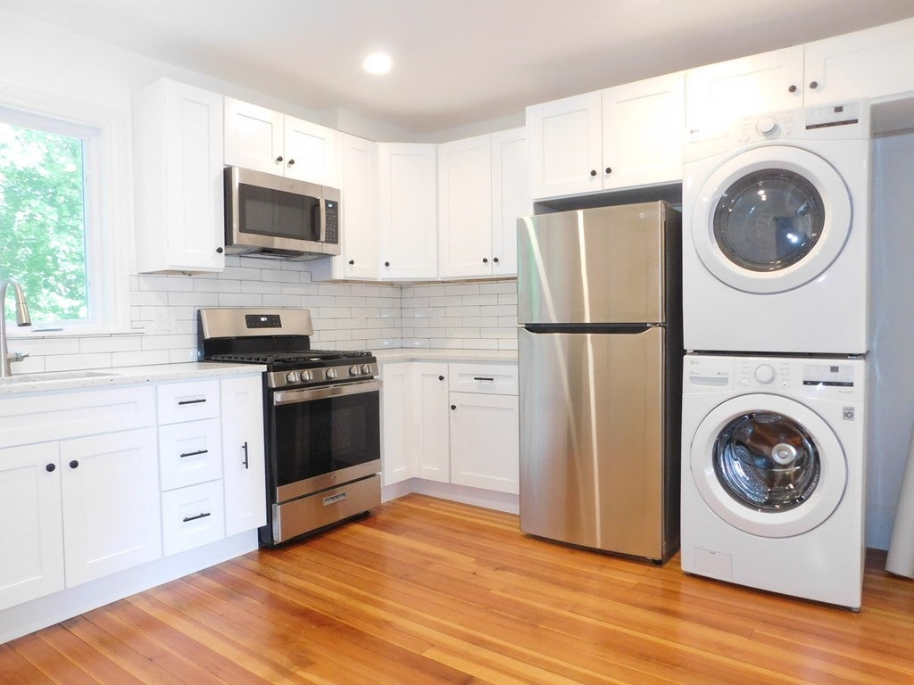 54 Savin Ave #1, Norwood, MA Photo #8
