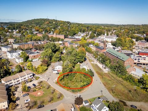 33 Mill St Amesbury MA 01913