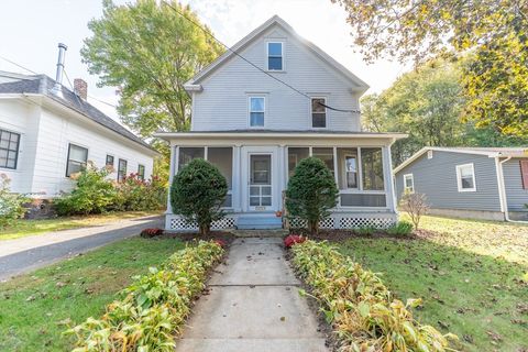 22 Pine St Greenfield MA 01301