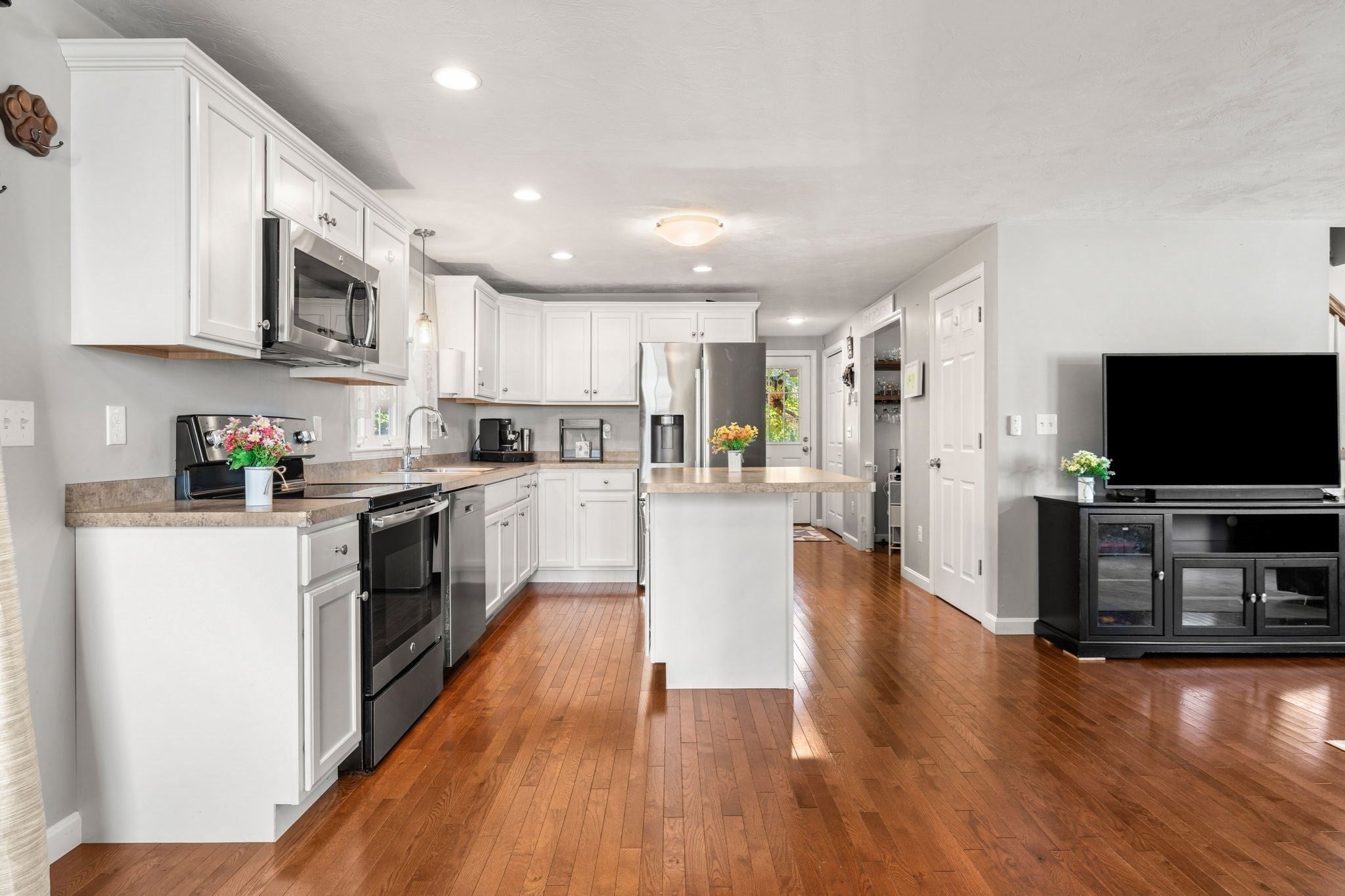 72 Hoover St, Taunton, MA, 72 Hoover St, Taunton, MA Photo #5