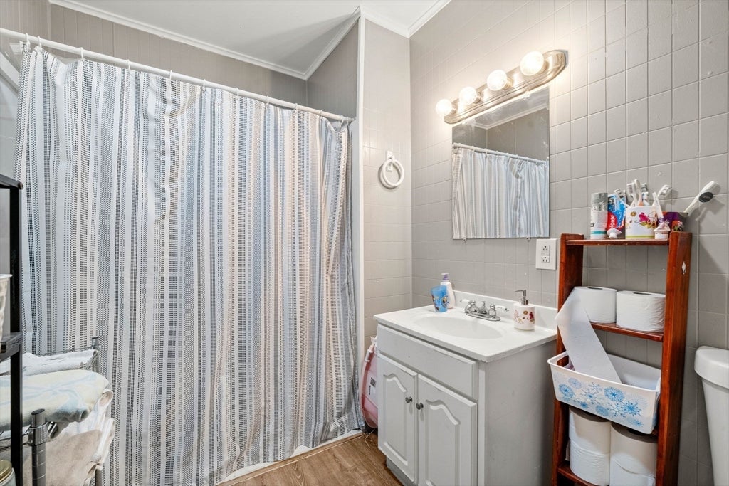 27 Henry St, Southbridge, MA, 27 Henry St, Southbridge, MA Photo #20