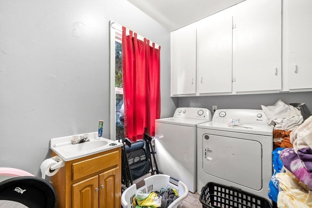 27 Henry St, Southbridge, MA, 27 Henry St, Southbridge, MA Photo #16